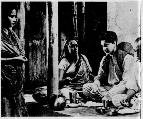 still from Nagarik by Ritwik Ghatak