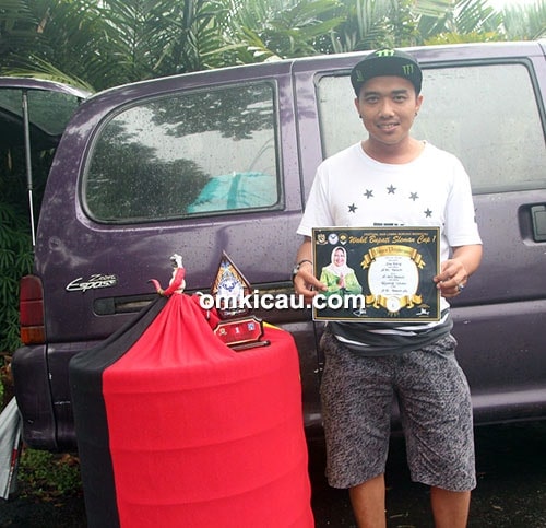 Om Benny Suryo