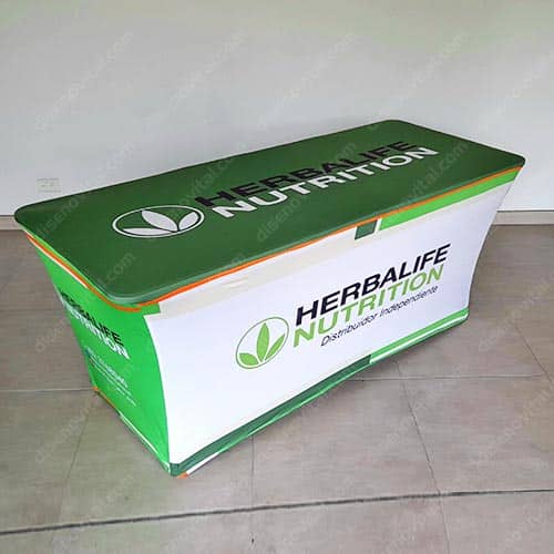 manteles spandex para counters y stands para eventos y ferias empresariales