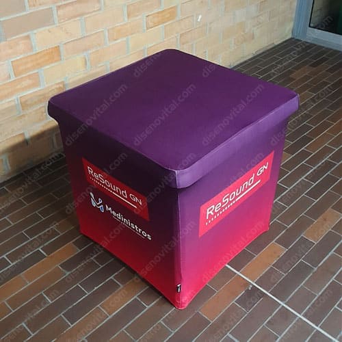 mesas publicitarias tipo rimax para eventos ferias y conferencias empresariales