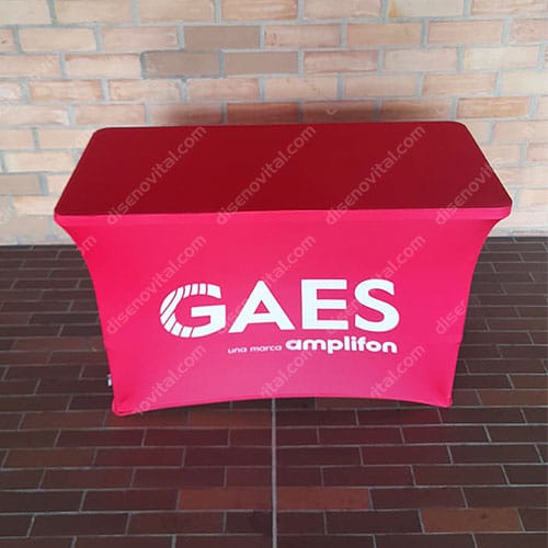 cobertor elastico para mesa de eventos ferias y exposiciones en medellin cali y bogota