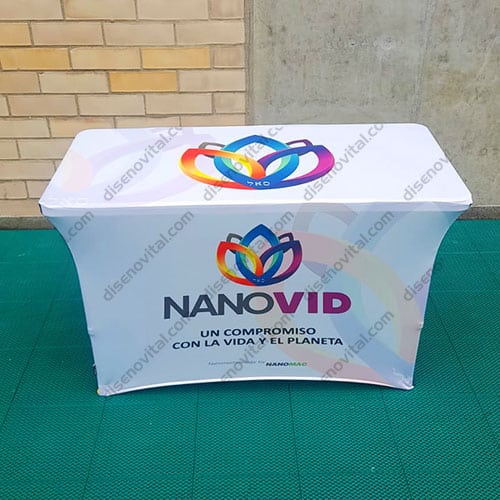 mesa plegable de 1.2 mt con mantel publicitario elastico personalizado