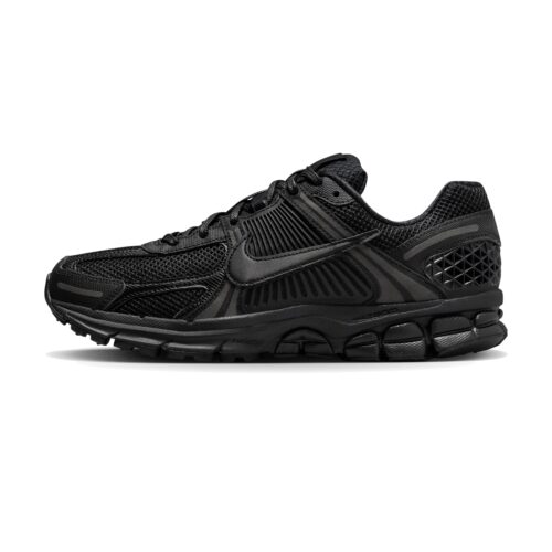 Nike Zoom Vomero 5 "Triple Black"