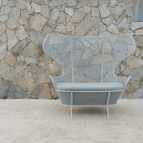 Quizas_sofa 2 seats_in place_2_AI Quando la natura ispira i colori dell’interior design - Quizas