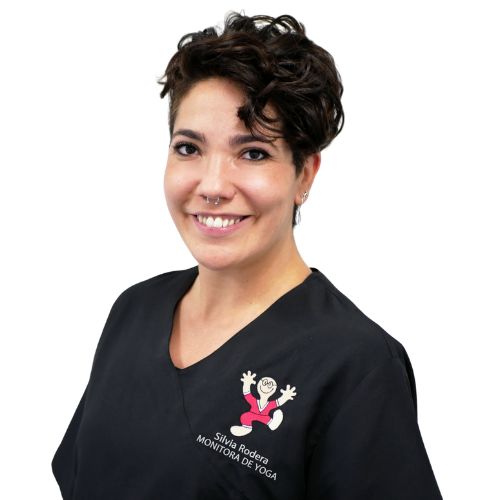 Silvia, instructora de Yoga en clínica de Móstoles
