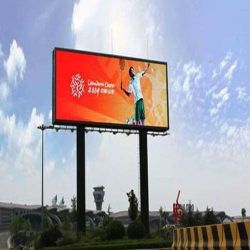 Outdoor Screen Features