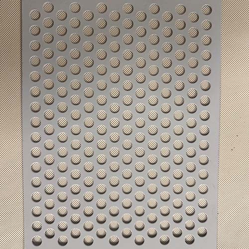 Staggered round-hole perforated plate with 10 holes, size 3
