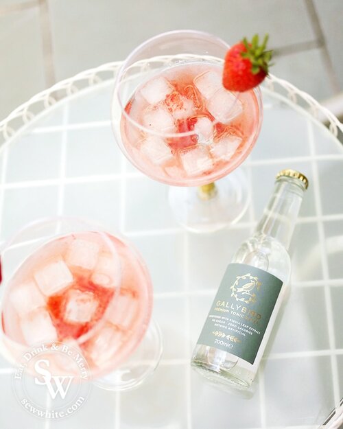 Gallybird tonic water ready to be poured over the strawberry jam and gin mix