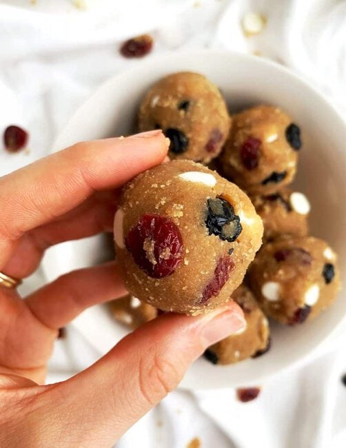 White Chocolate Peanut Butter Oatmeal Cookie Dough Balls