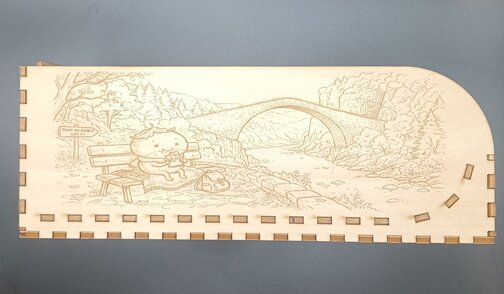 Boîte à chocolat coulissante en bois de tilleul gravée au laser