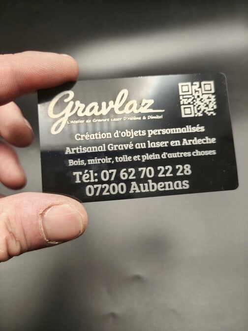 carte de visite personnalisé gravé Gravlaz métal