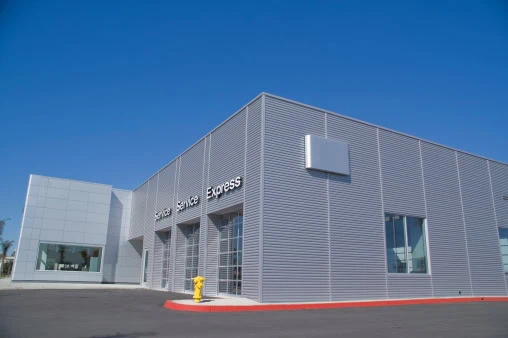 Commercial Shop
