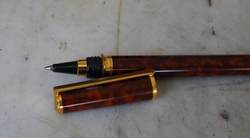 Stylo Roller S.T. Dupont Montparnasse Laque Thuya & Plaqué Or 18 Carats
