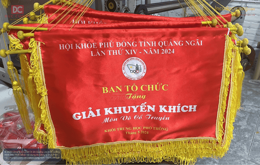 ờ lưu niệm, cờ trao giải, cờ kỷ niệm, cờ giải thưởng, cờ vinh danh, cờ lưu niệm trao tặng, cờ trao thưởng, cờ thi đua, cờ lưu niệm đẹp, cờ trao giải đẹp, đặt cờ lưu niệm, đặt làm cờ lưu niệm, đặt cờ trao giải, đặt làm cờ trao giải, làm cờ lưu niệm theo yêu cầu, làm cờ trao giải theo yêu cầu, in cờ lưu niệm, in cờ trao giải, thiết kế cờ lưu niệm, thiết kế cờ trao giải, sản xuất cờ lưu niệm, sản xuất cờ trao giải, may cờ lưu niệm, cờ lưu niệm giải thể thao, cờ trao giải thể thao, cờ trao giải bóng đá, cờ giải bóng đá, cờ trao giải cầu lông, cờ giải tennis, cờ giải golf, cờ giải chạy, cờ giải marathon, cờ lưu niệm hội thao, cờ trao giải hội thao, cờ lưu niệm cuộc thi, cờ trao giải cuộc thi, cờ trao giải văn nghệ, cờ lưu niệm sự kiện, cờ lưu niệm hội nghị, cờ lưu niệm kỷ niệm thành lập, cờ lưu niệm đại hội, cờ trao giải phong trào, cờ lưu niệm cho doanh nghiệp, cờ lưu niệm cho đối tác, cờ lưu niệm cho khách hàng, cờ lưu niệm đơn vị, cờ lưu niệm trường học, cờ lưu niệm câu lạc bộ, cờ lưu niệm đội nhóm, cờ lưu niệm giải đấu, cờ trao giải nhất, cờ trao giải nhì, cờ trao giải ba, cờ vô địch, cờ á quân, cờ lưu niệm bằng vải, cờ trao giải bằng vải, cờ lưu niệm vải satin, cờ lưu niệm vải phi bóng, cờ lưu niệm thêu, cờ lưu niệm in logo, cờ lưu niệm viền tua rua, cờ tam giác lưu niệm, cờ đuôi nheo trao giải, cờ đuôi nheo lưu niệm, giá cờ lưu niệm, báo giá cờ lưu niệm, giá cờ trao giải, báo giá cờ trao giải, cờ lưu niệm giá rẻ, cờ trao giải giá rẻ, cờ lưu niệm cao cấp, cờ trao giải cao cấp, nơi làm cờ lưu niệm, địa chỉ làm cờ lưu niệm, xưởng sản xuất cờ lưu niệm, xưởng may cờ lưu niệm, công ty làm cờ trao giải, mua cờ lưu niệm, đặt cờ số lượng lớn, đặt làm cờ lưu niệm theo yêu cầu, đặt may cờ trao giải theo yêu cầu, in logo lên cờ lưu niệm, làm cờ lưu niệm cho giải thể thao, sản xuất cờ trao giải số lượng lớn, cờ lưu niệm dành cho doanh nghiệp, cờ trao giải cho sự kiện thể thao, cờ lưu niệm có in logo theo yêu cầu, thiết kế và sản xuất cờ trao giải, xưởng may cờ lưu niệm giá tốt, cờ trao giải đẹp theo yêu cầu, làm cờ vô địch cho giải đấu, cờ lưu niệm cho chương trình sự kiện