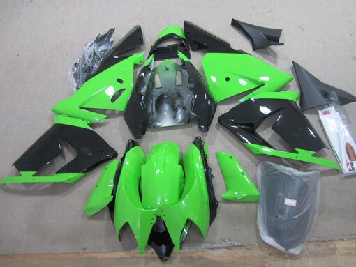 Kawasaki Ninja ZX-10R Fairing Set MFC015 2003-2005