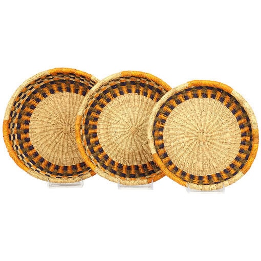 Nesting Set of Shallow Bowls