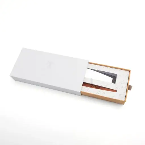 Pininfarina_Piuma_Ink_edition_box