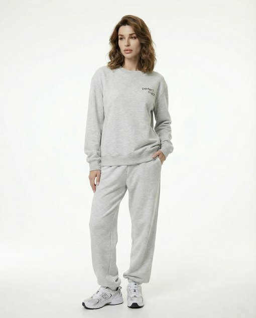 Свитшот с серой вышивкой Perfect Match — изображение 3