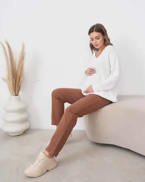 Карамельные утеплённые джинсы moms для беременных Isla