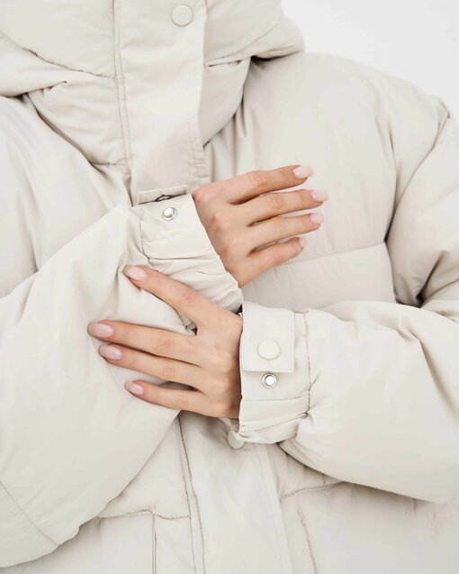 Молочная зимняя куртка-оверсайз Bunny — изображение 4