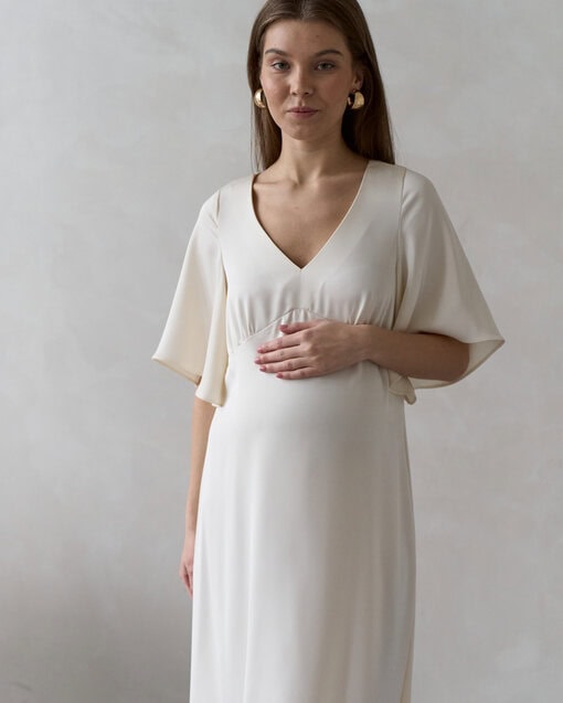 Молочное атласное платье для будущих мам Malena — изображение 7