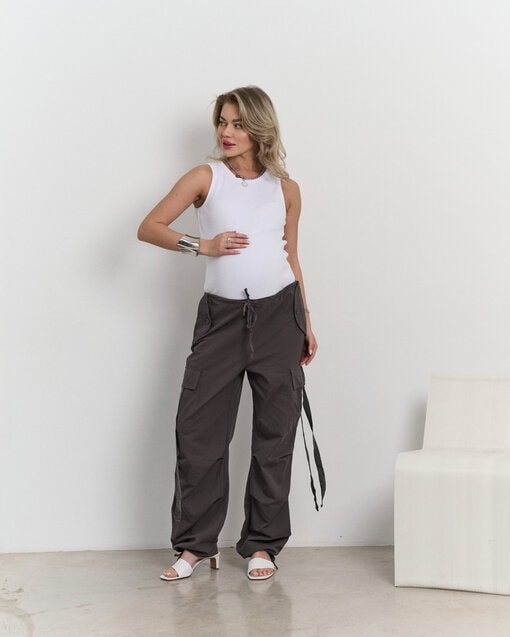 Графитовые брюки-карго для будущих и кормящих мам Billy — изображение 3