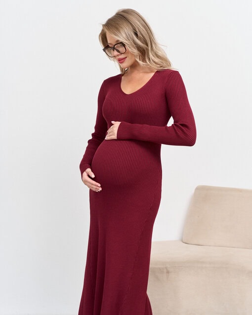 Бордовое платье из трикотажа в рубчик Riana — изображение 8