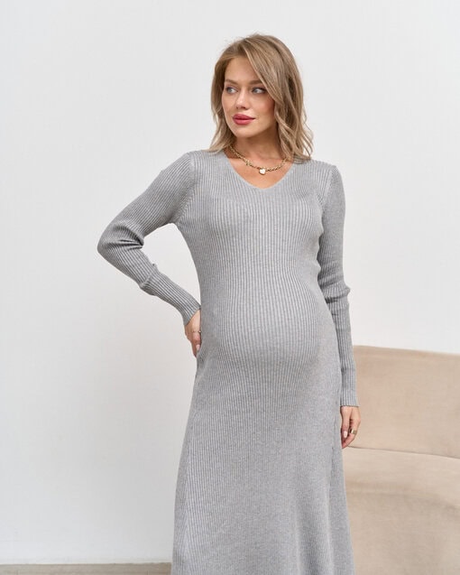 Серое платье из трикотажа в рубчик Riana — изображение 9