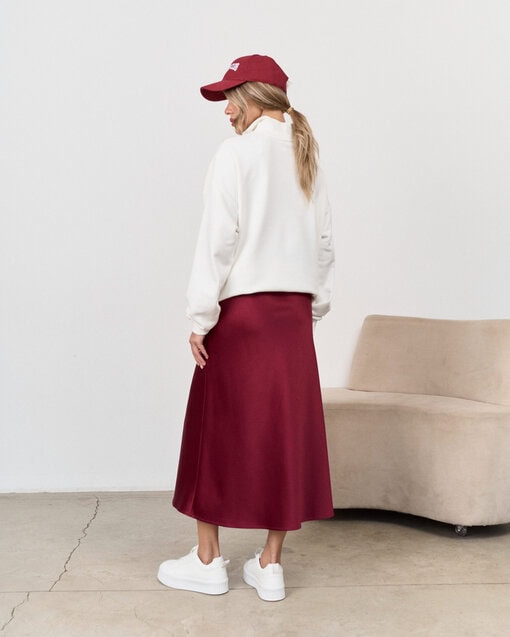 Бордовая атласная юбка Kate — изображение 10