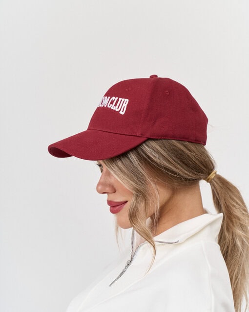 Бордовая бейсболка Hot Mom Club — изображение 6