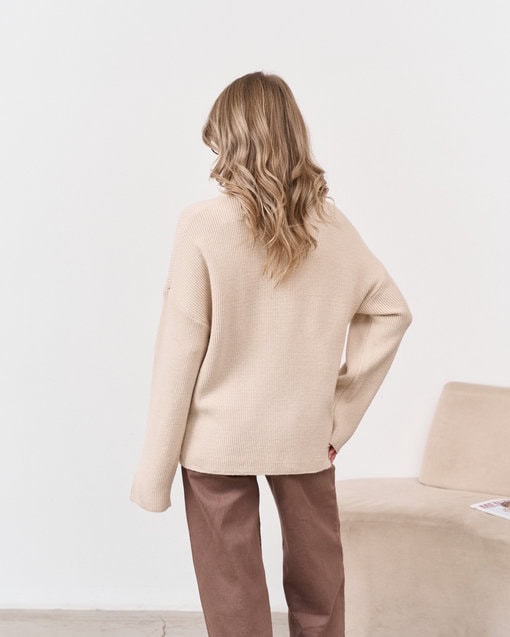 Бежевый джемпер в рубчик Leon — изображение 13