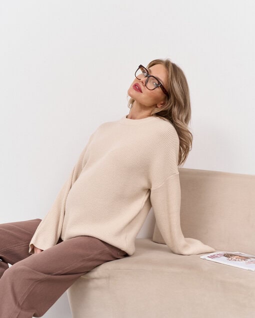 Бежевый джемпер в рубчик Leon