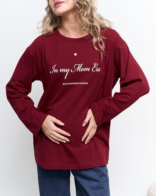 Бордовый оверсайз лонгслив In my Mom Era — изображение 4