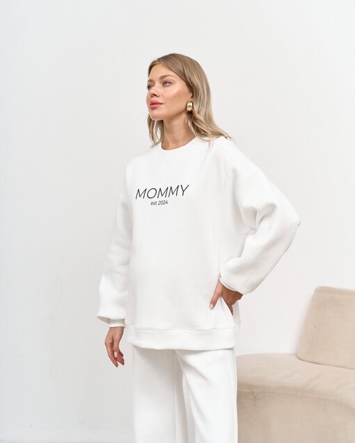 Молочный теплый свитшот для будущих и кормящих мам MOMMY est 2024 — изображение 3