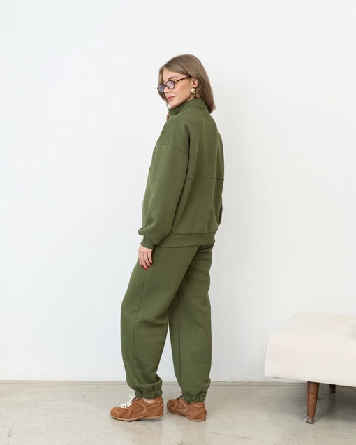 Тёплый свитшот в цвете хаки для будущих и кормящих мам Hot Mom Club — изображение 10