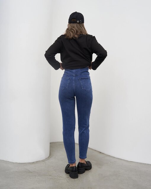 Синие джинсы moms для будущих мам Noel — изображение 11