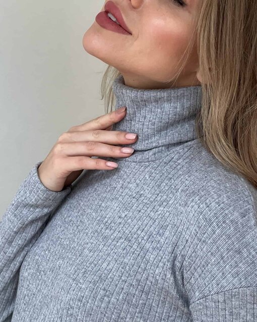 Серое платье для будущих и кормящих мам Vivien — изображение 10