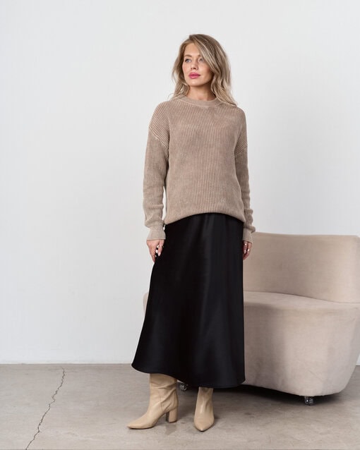 Черная атласная юбка Kate — изображение 3