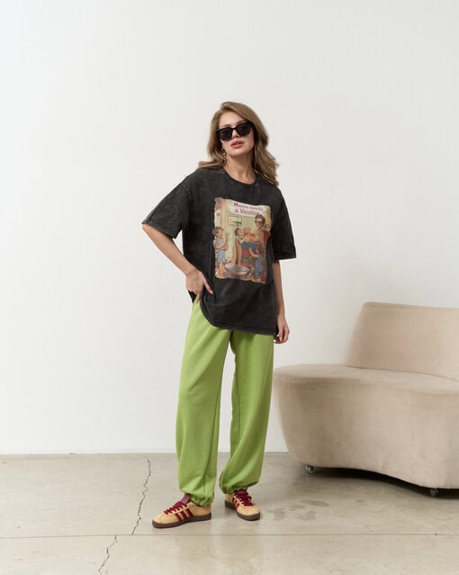 Футболка из вареного хлопка Mama Needs a Vacation — изображение 3