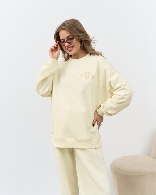 Сливочный свитшот для мам с вышивкой Hot Mom Club — изображение 14