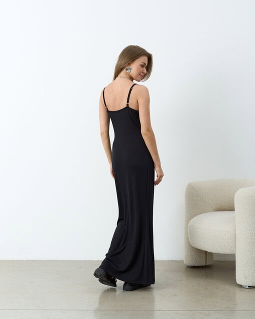 Черное платье-комбинация макси Melania — изображение 14