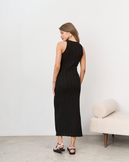 Черное трикотажное макси-платье Mirabel — изображение 11