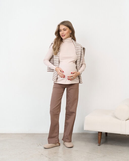 Бежевая водолазка для беременных и кормящих мам Tilda — изображение 5