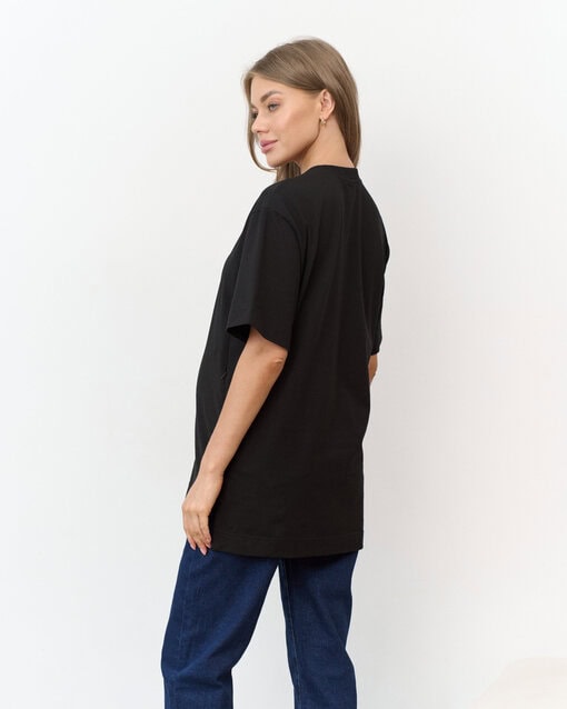 Черная футболка для мам Mommy est 2026 — изображение 7