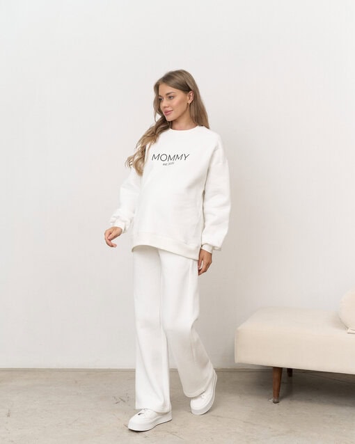 Молочный теплый свитшот для будущих и кормящих мам MOMMY est 2026 — изображение 4
