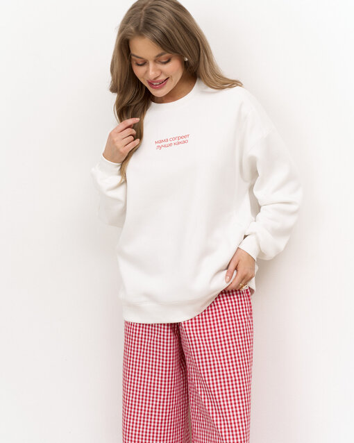 Молочный теплый свитшот для мам Мама согреет лучше какао — изображение 4