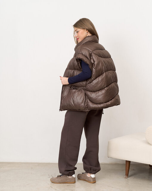 Коричневый тёплый жилет Weekend — изображение 5