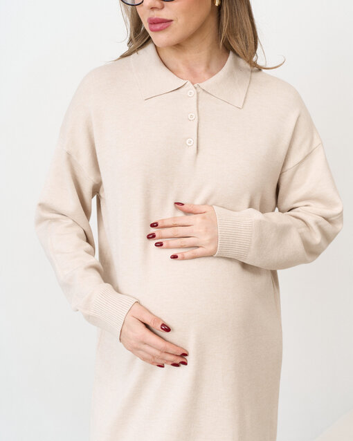Молочное вязаное платье-поло для беременных Nova — изображение 7
