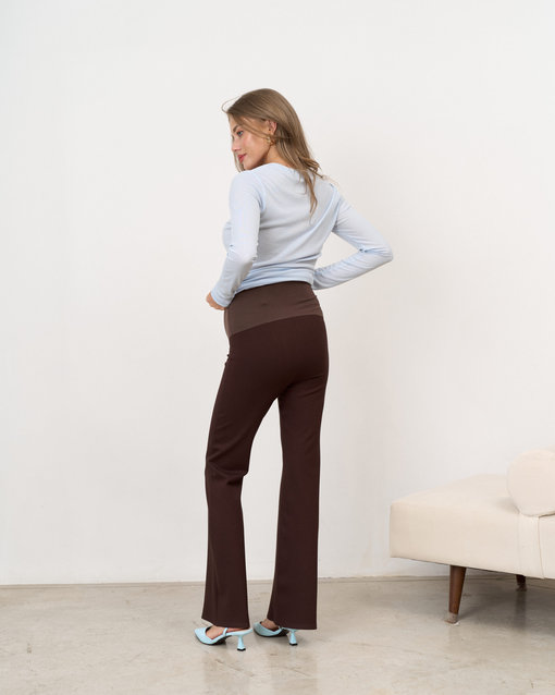 Шоколадные трикотажные брюки для будущих мам Bianca — изображение 6