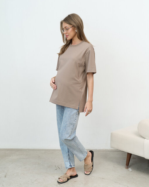 Кофейная футболка-оверсайз для будущих и кормящих мам Boyfriend — изображение 4